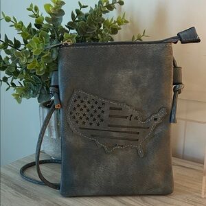 USA Flag Design crossbody bag NWOT